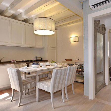 Ca' Del Teatro Terrace In San Marco District Apartment เวนิส ภายนอก รูปภาพ