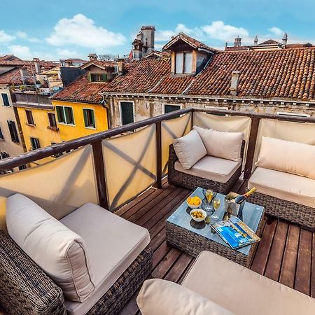 Ca' Del Teatro Terrace In San Marco District Apartment เวนิส ภายนอก รูปภาพ
