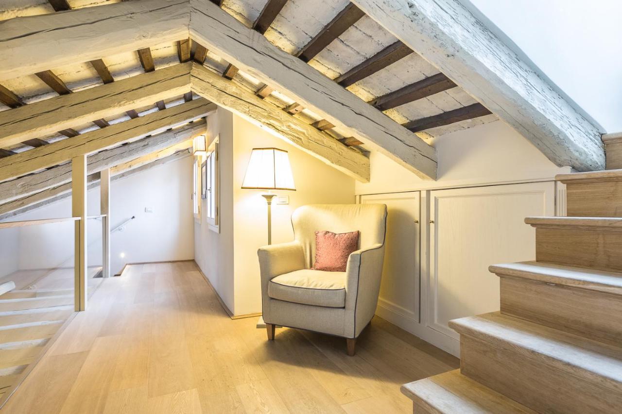 Ca' Del Teatro Terrace In San Marco District Apartment เวนิส ภายนอก รูปภาพ