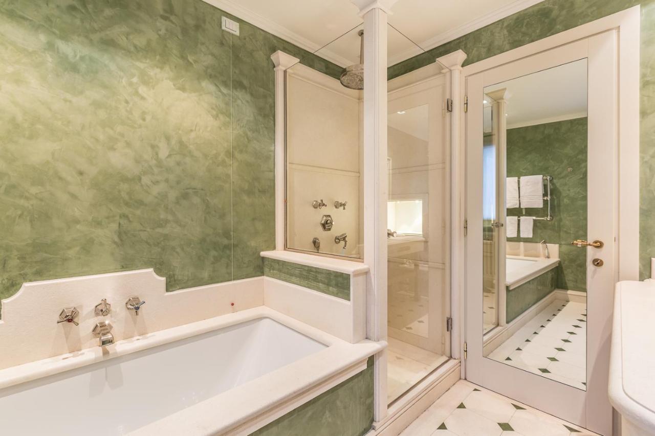 Ca' Del Teatro Terrace In San Marco District Apartment เวนิส ภายนอก รูปภาพ