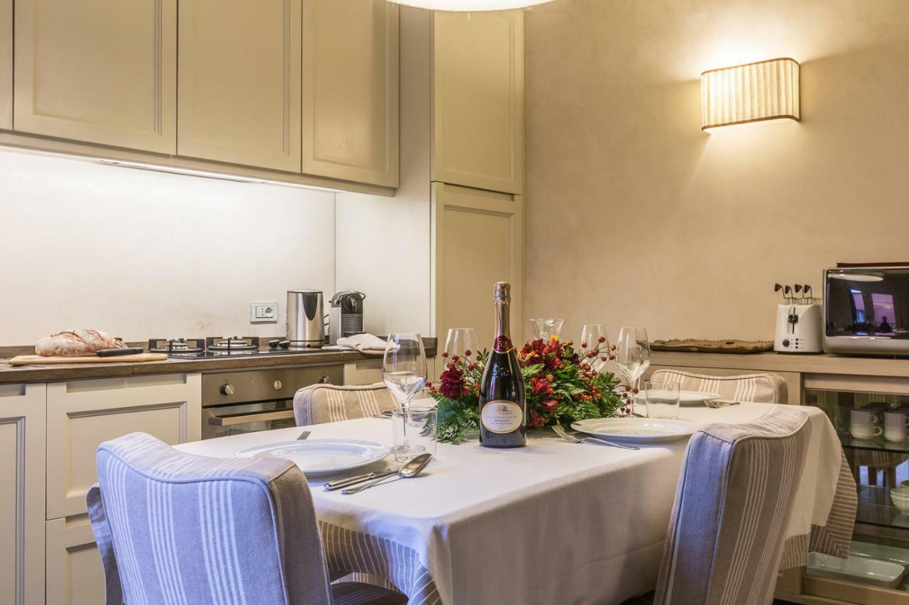 Ca' Del Teatro Terrace In San Marco District Apartment เวนิส ภายนอก รูปภาพ